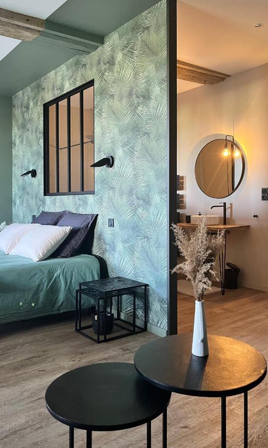 La Douce Halte - Gites Avec Spa Ou Sauna Saint-Ouen-Des-Toits 外观 照片