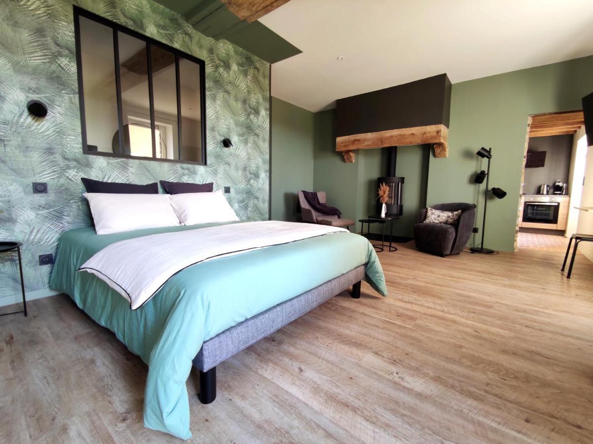 La Douce Halte - Gites Avec Spa Ou Sauna Saint-Ouen-Des-Toits 外观 照片